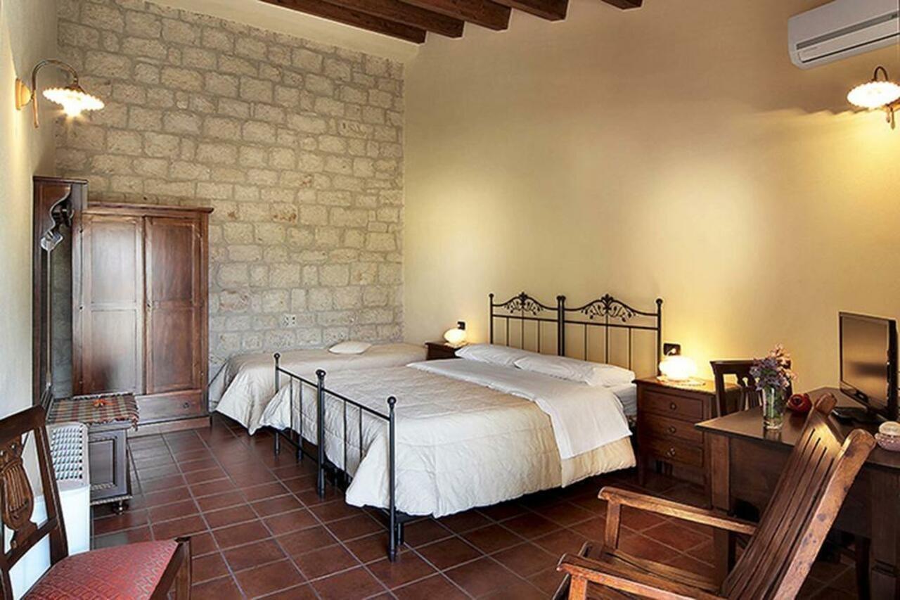 Agriturismo Il Melograno Cannizzara Exterior foto